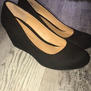 Chinese Laundry black suede wedge heel